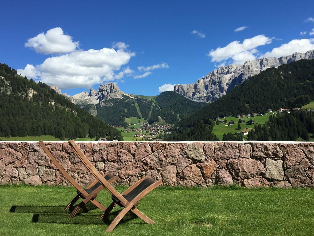 Apartments Etruska Santa Cristina Val Gardena Exterior foto